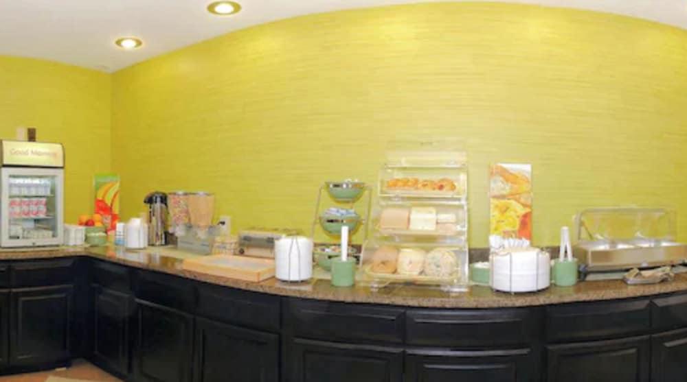 Quality Inn Covington Екстер'єр фото