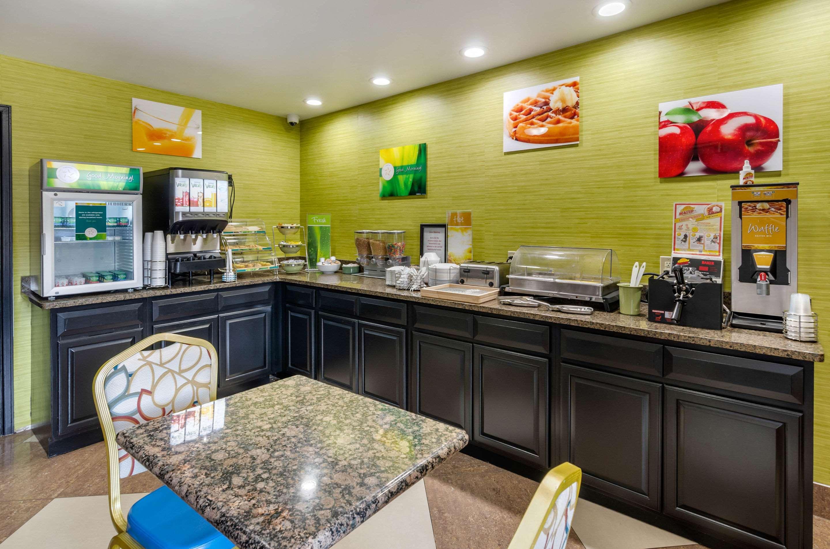 Quality Inn Covington Екстер'єр фото