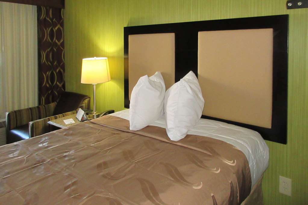 Quality Inn Covington Екстер'єр фото